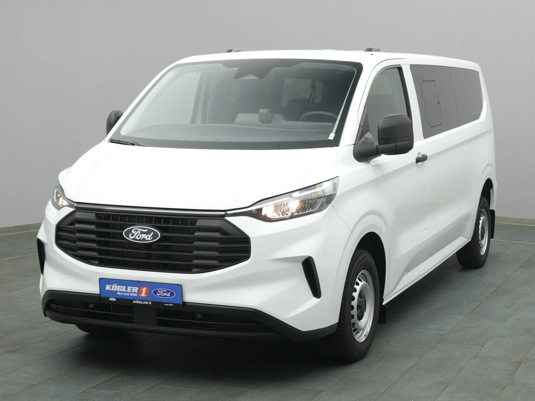 Ford Transit Custom Kombi 320 L2 136PS Automatik Bild