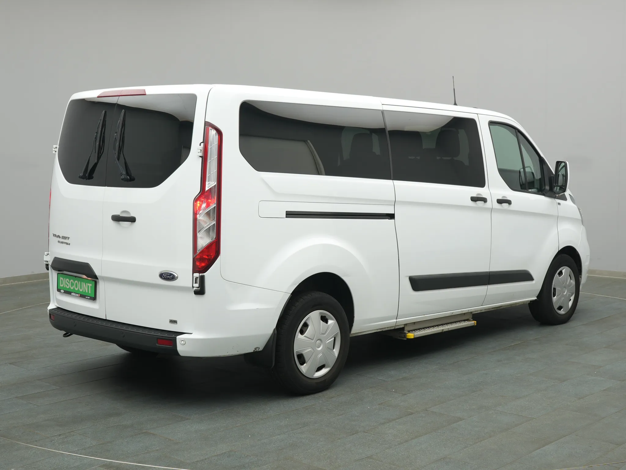Ford Transit Custom Kombi – Bild 4