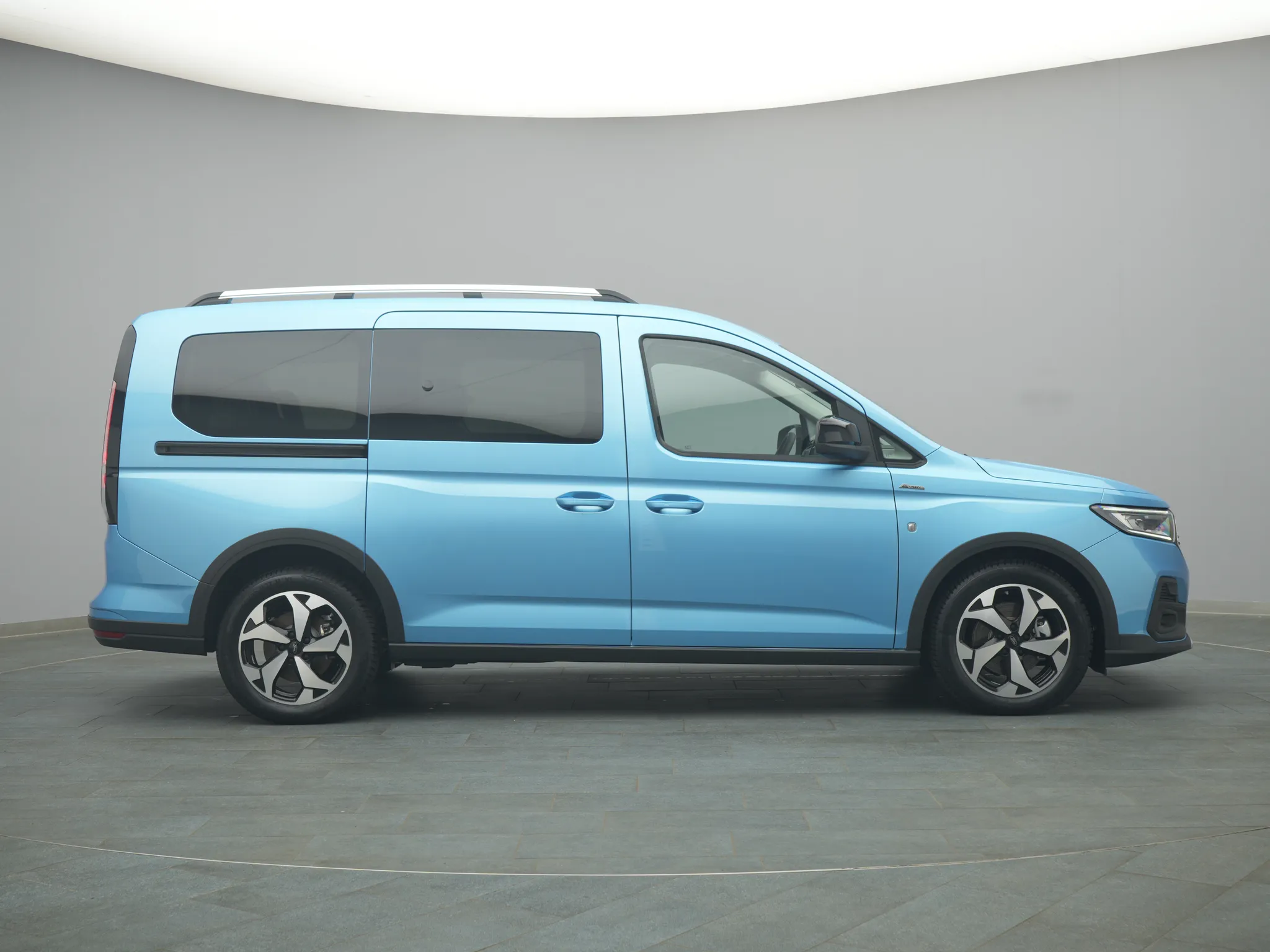 Ford Grand Tourneo – Bild 8