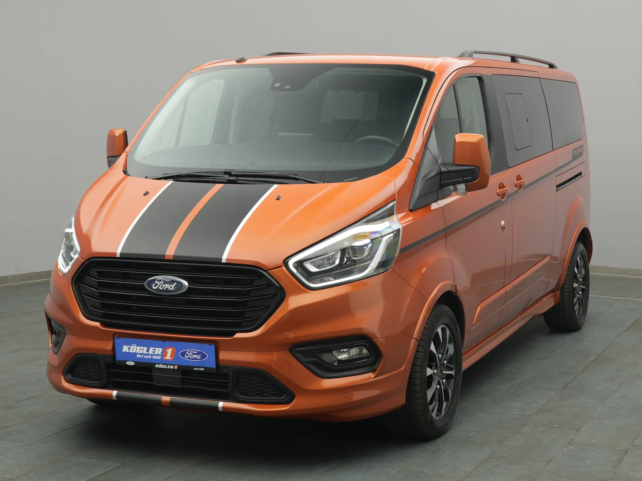 Ford Tourneo Custom 310 L2 Sport 170PS  /  Standhzg Bild
