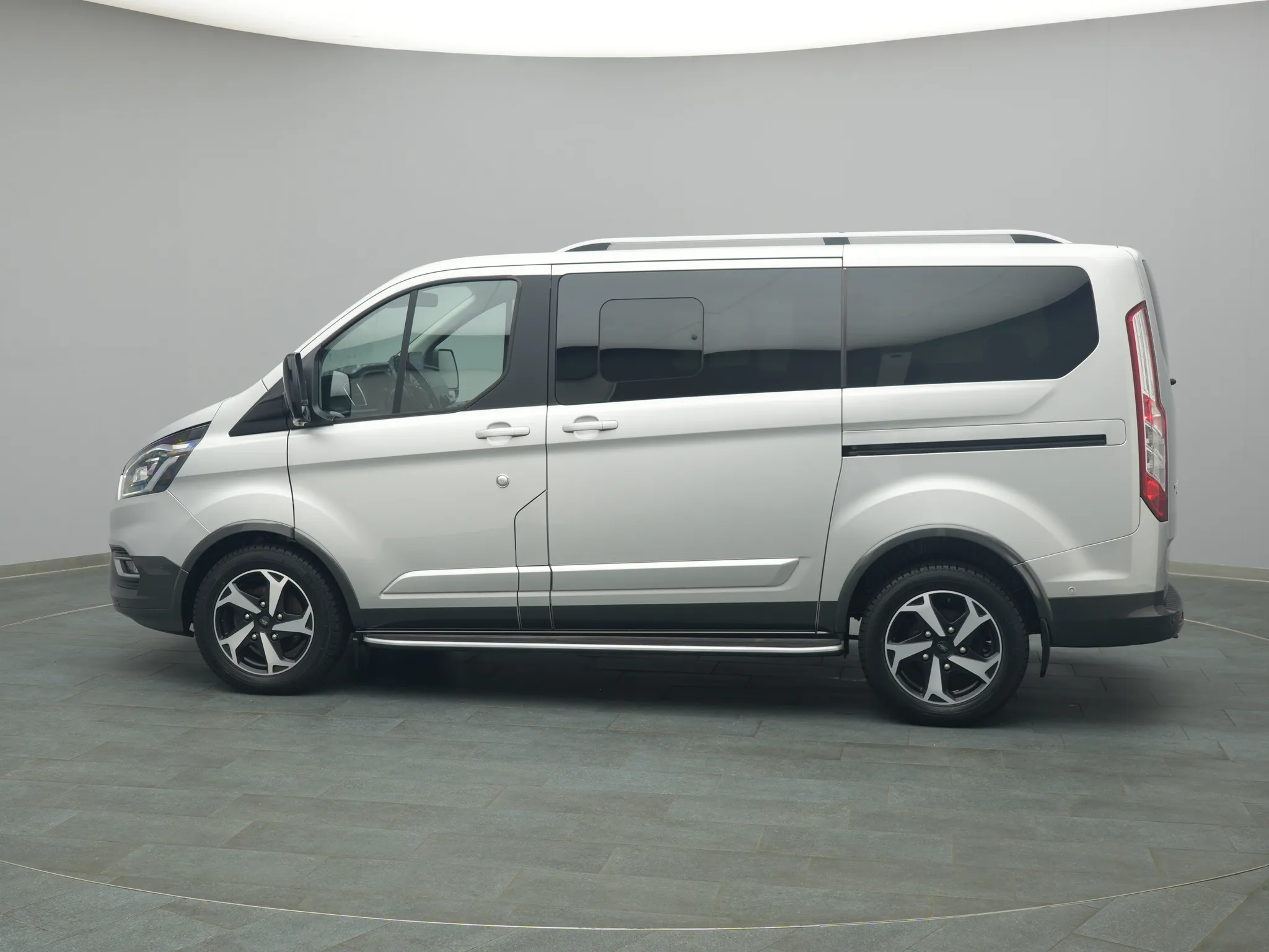Ford Tourneo Custom – Bild 3