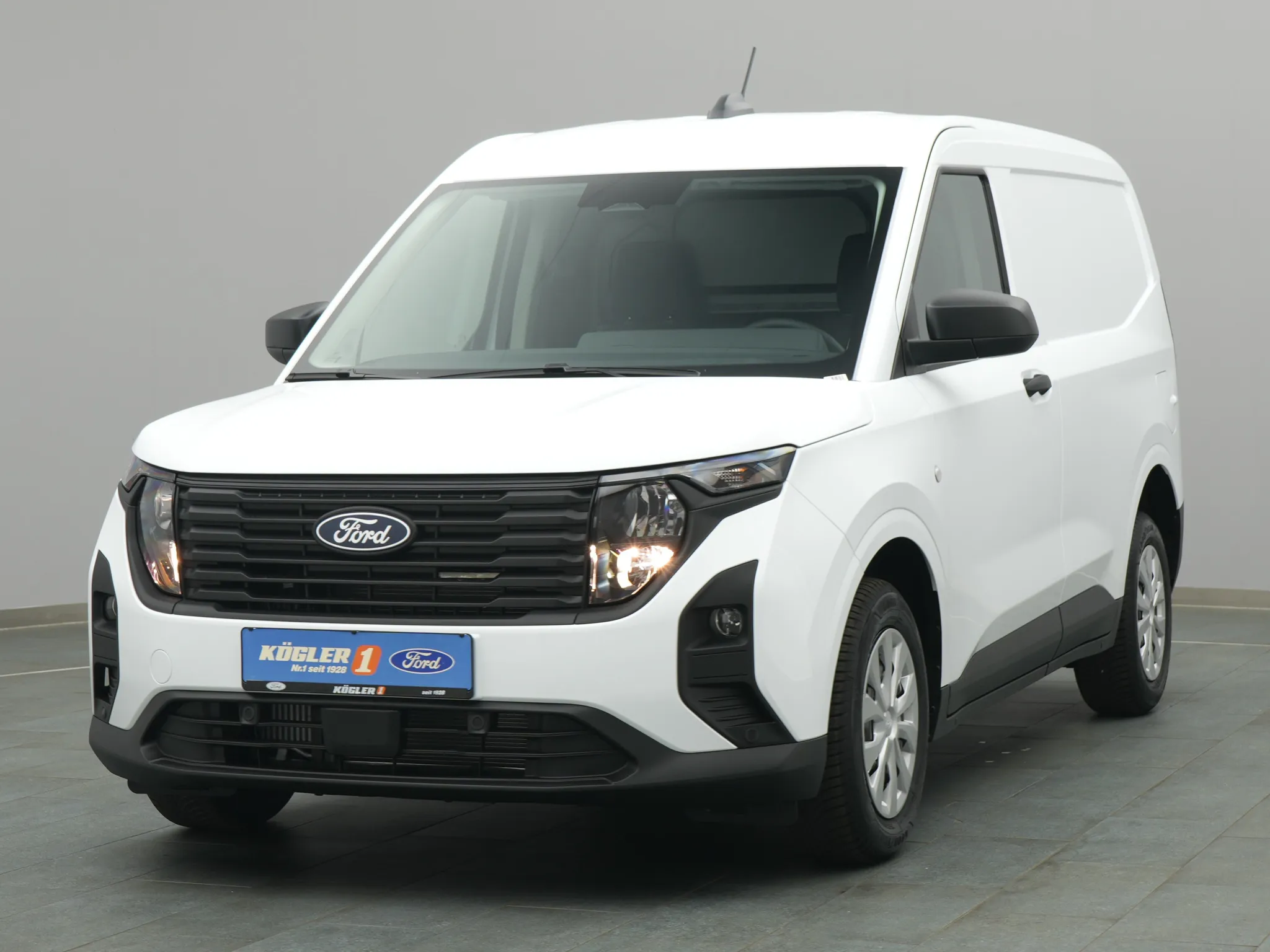 Ford Transit Courier Kasten Trend 100PS / PDC Bild
