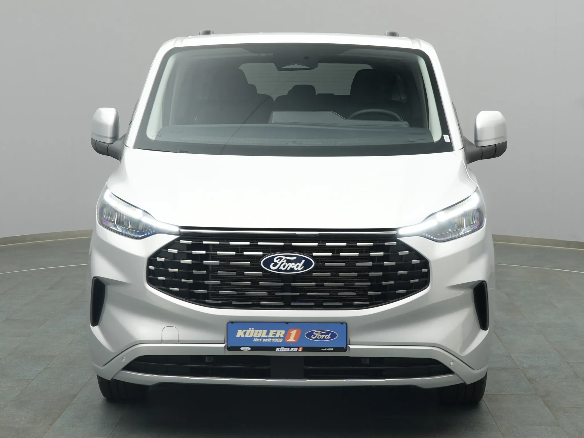 Ford Tourneo Custom – Bild 6