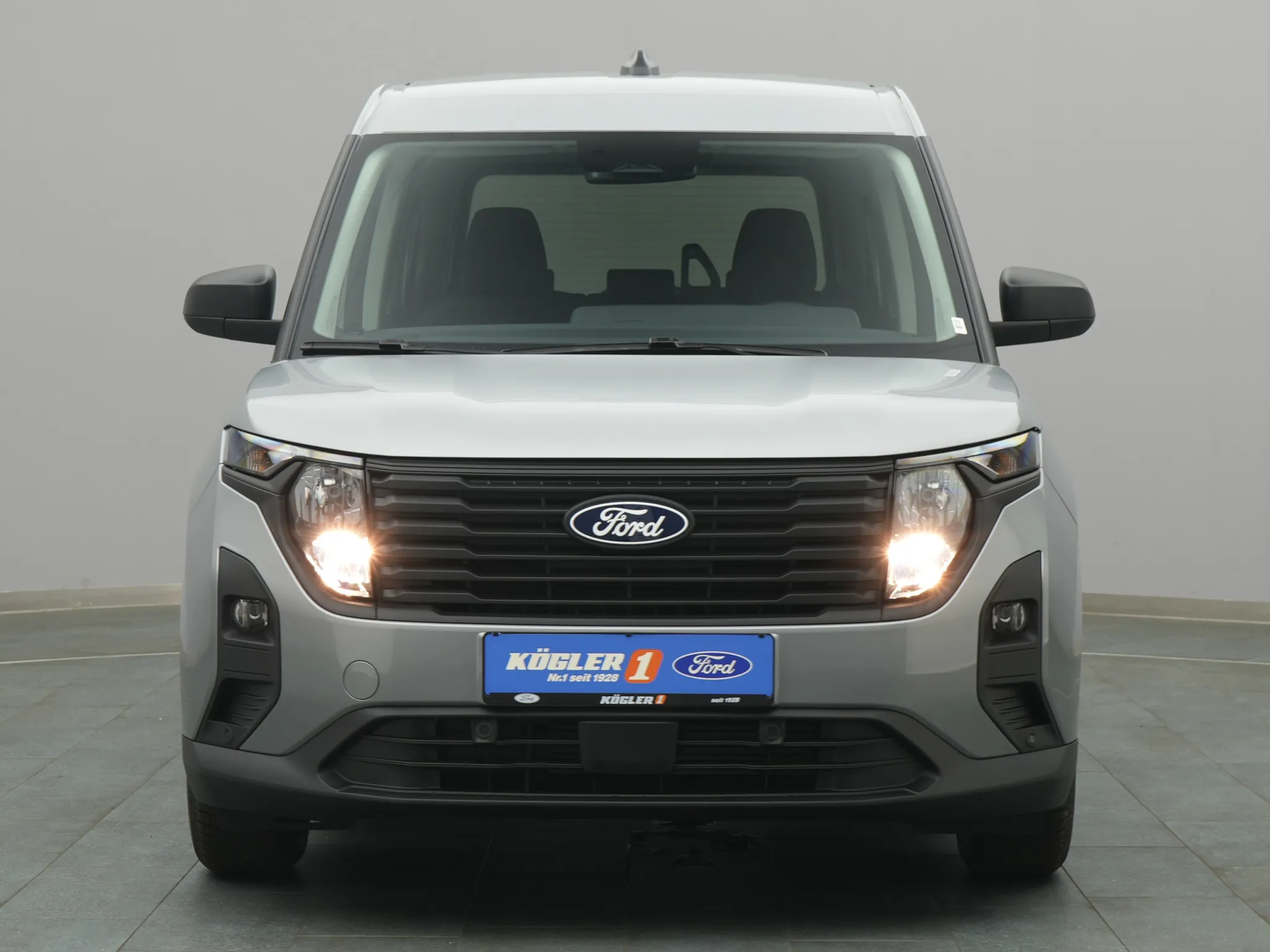 Ford Tourneo Courier Trend – Bild 6