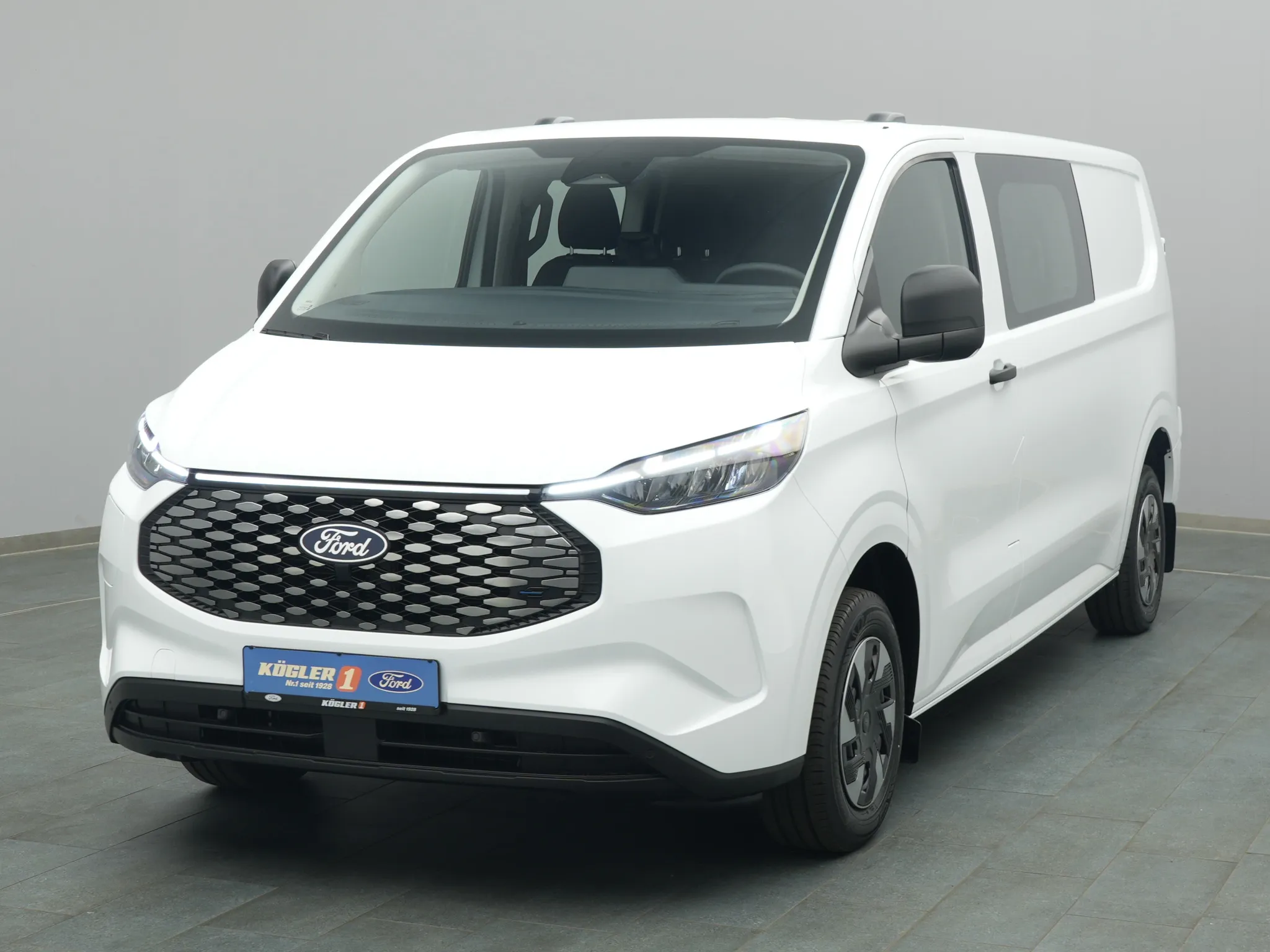 Ford E-Transit Custom Kasten Doka 320 L2 Trend Bild