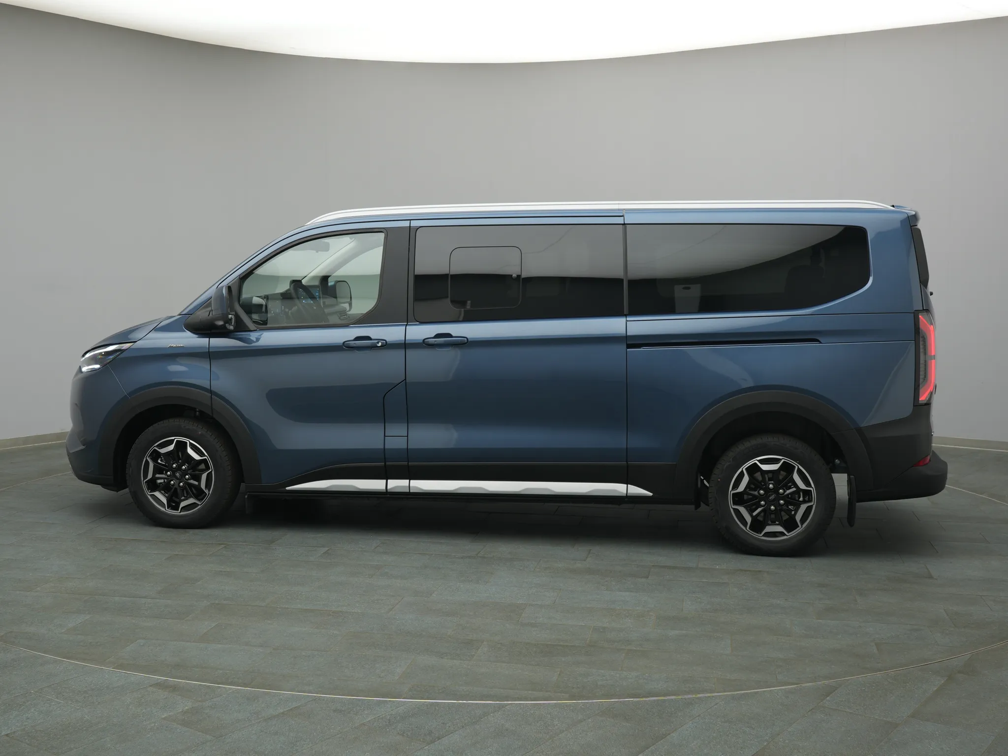 Ford Tourneo Custom – Bild 3