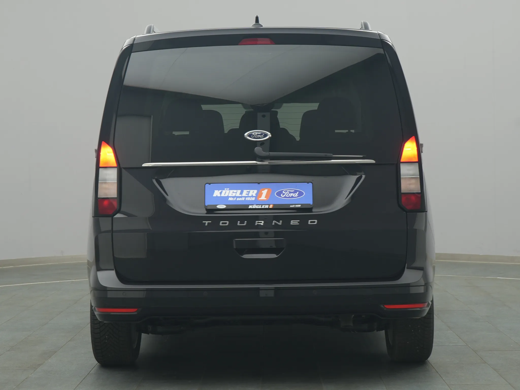 Ford Tourneo Connect Titanium – Bild 7