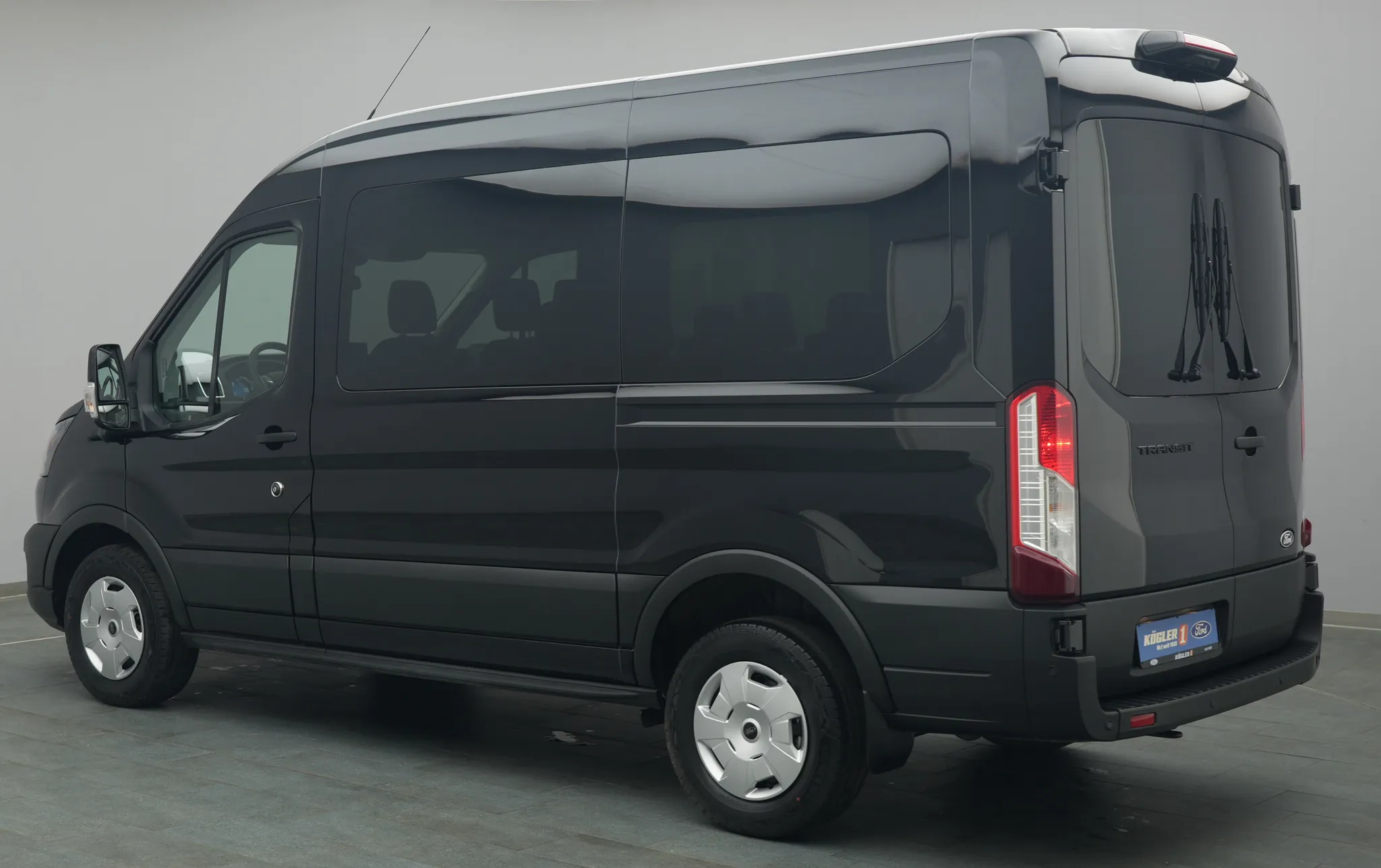 Ford Transit Kombi – Bild 2