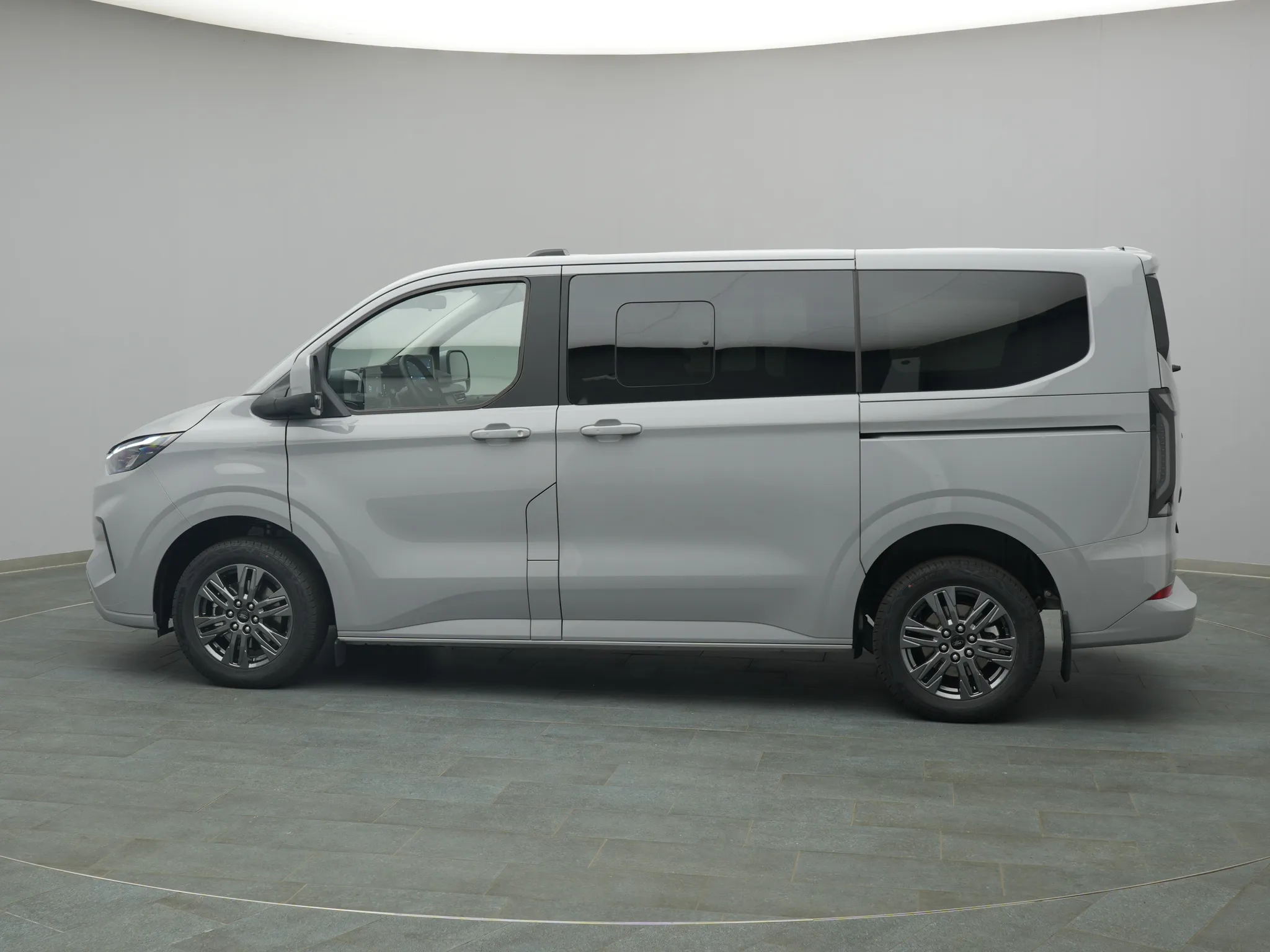 Ford Tourneo Custom – Bild 3