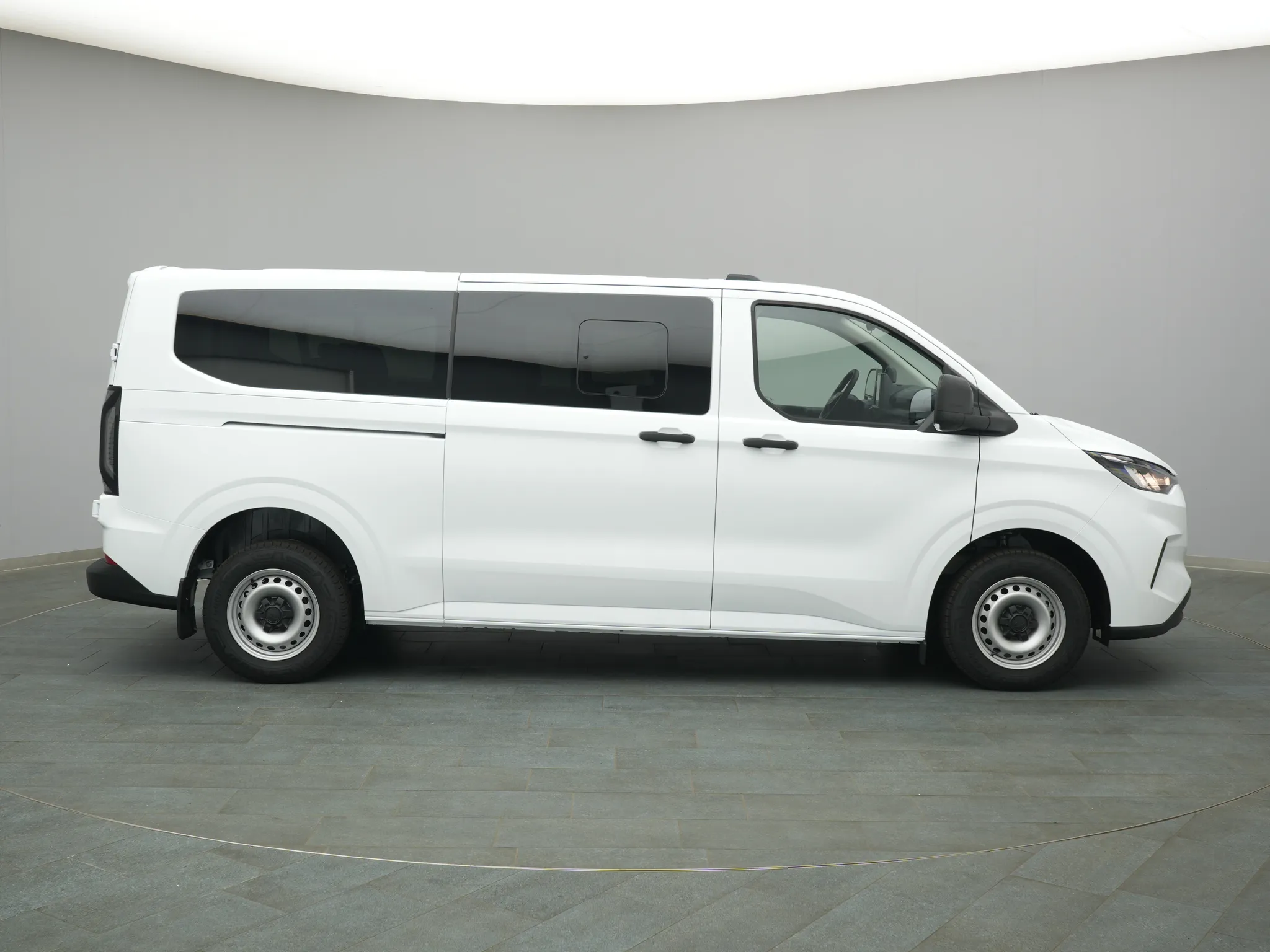Ford Transit Custom Kombi – Bild 8