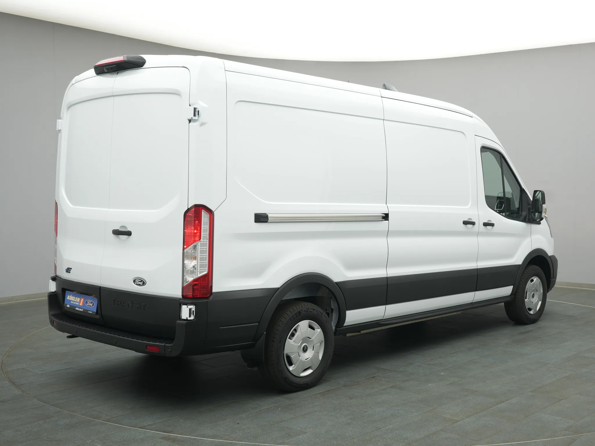 Ford E-Transit Kasten – Bild 4