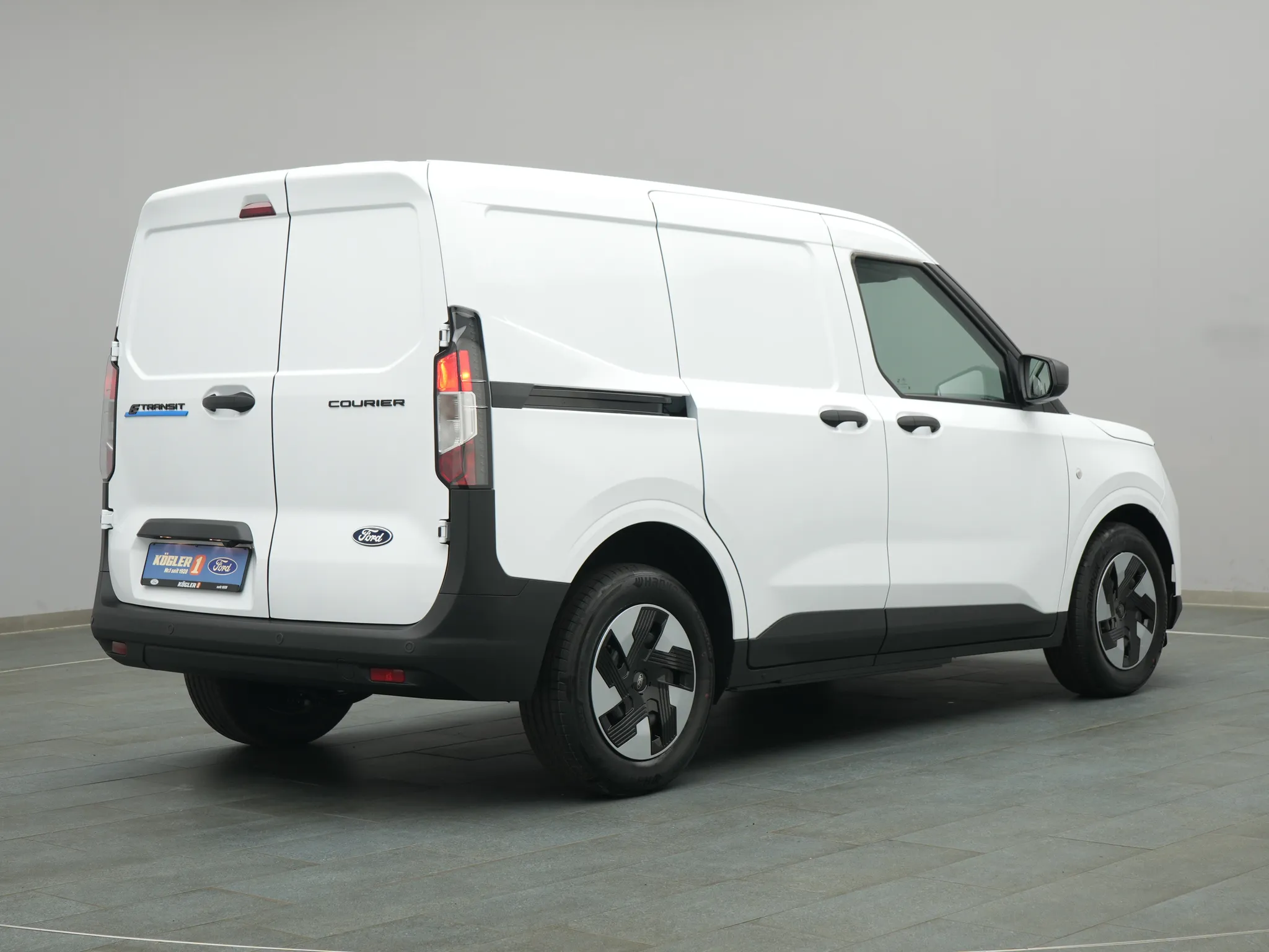 Ford E-Transit Courier Kasten – Bild 4