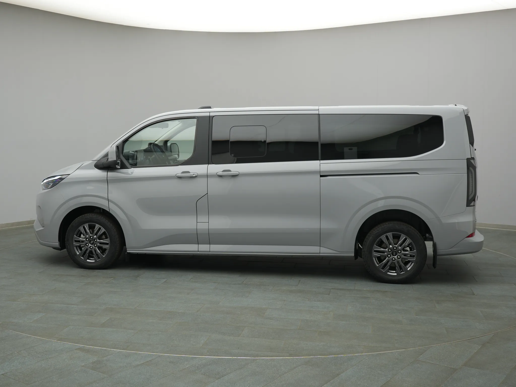 Ford Tourneo Custom – Bild 3