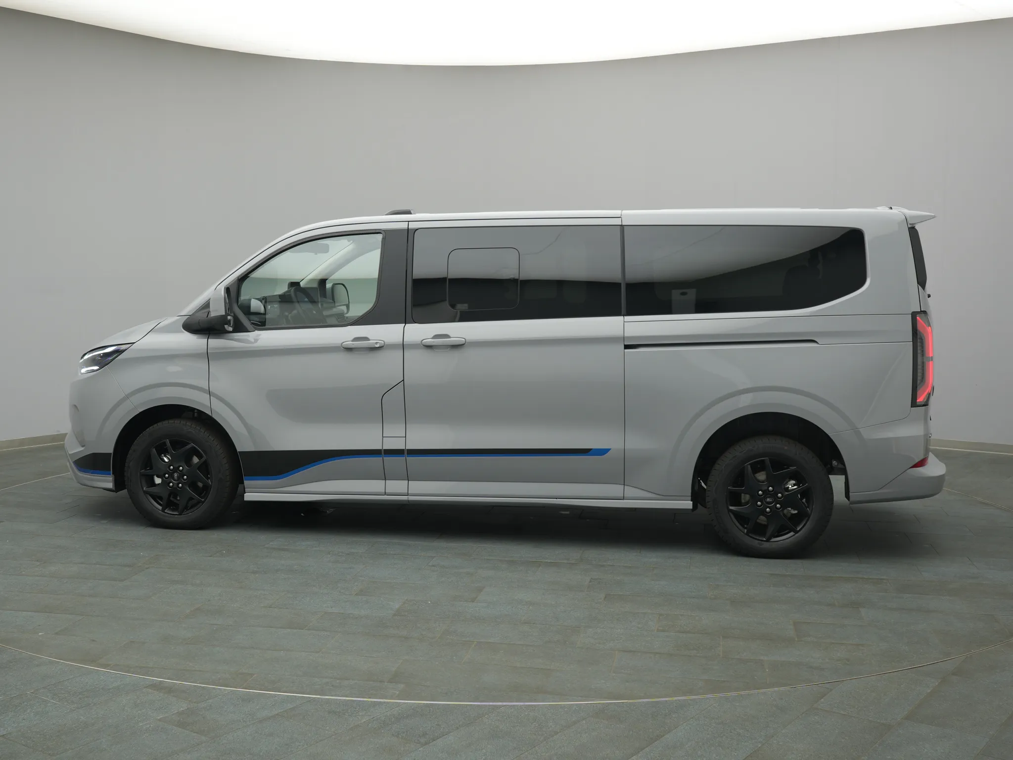 Ford Tourneo Custom – Bild 3