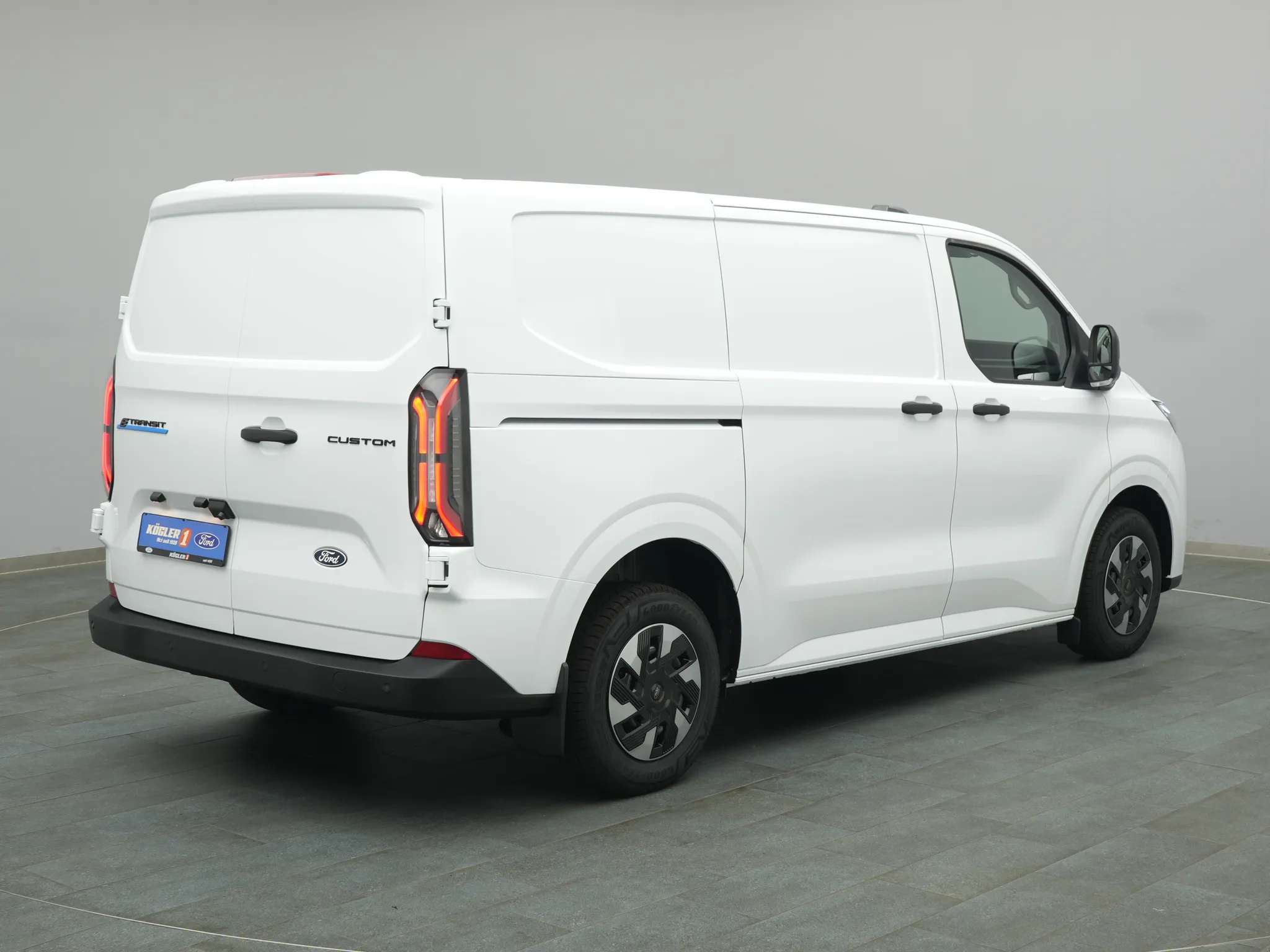 Ford E-Transit Custom Kasten – Bild 4