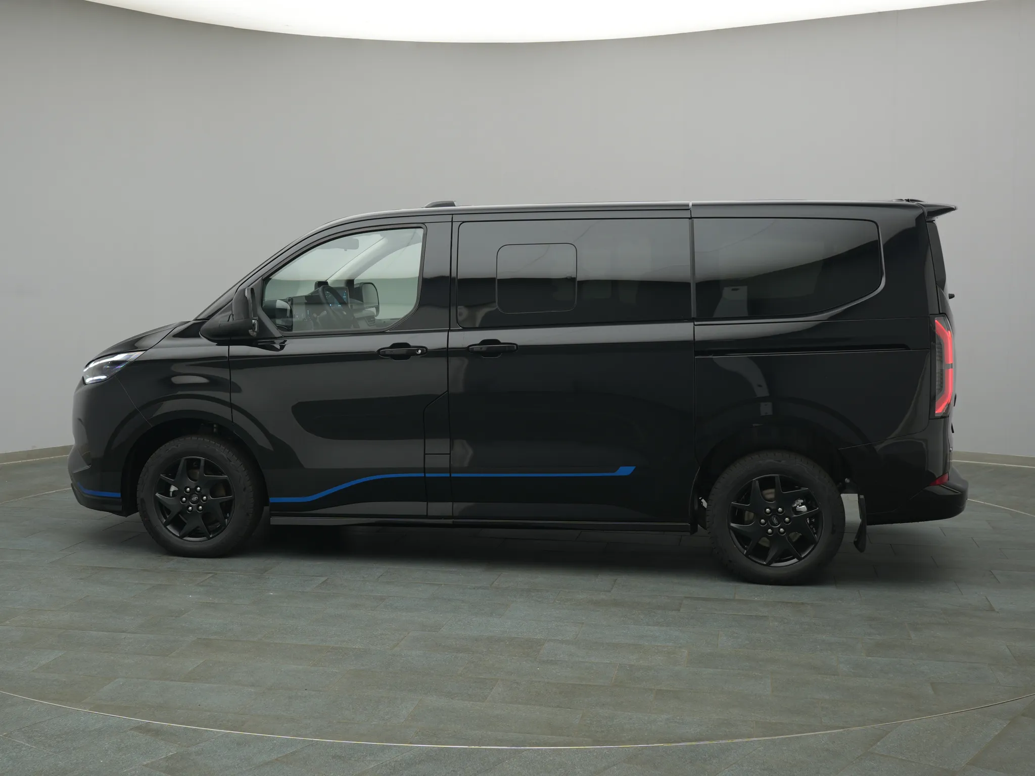 Ford Tourneo Custom – Bild 3