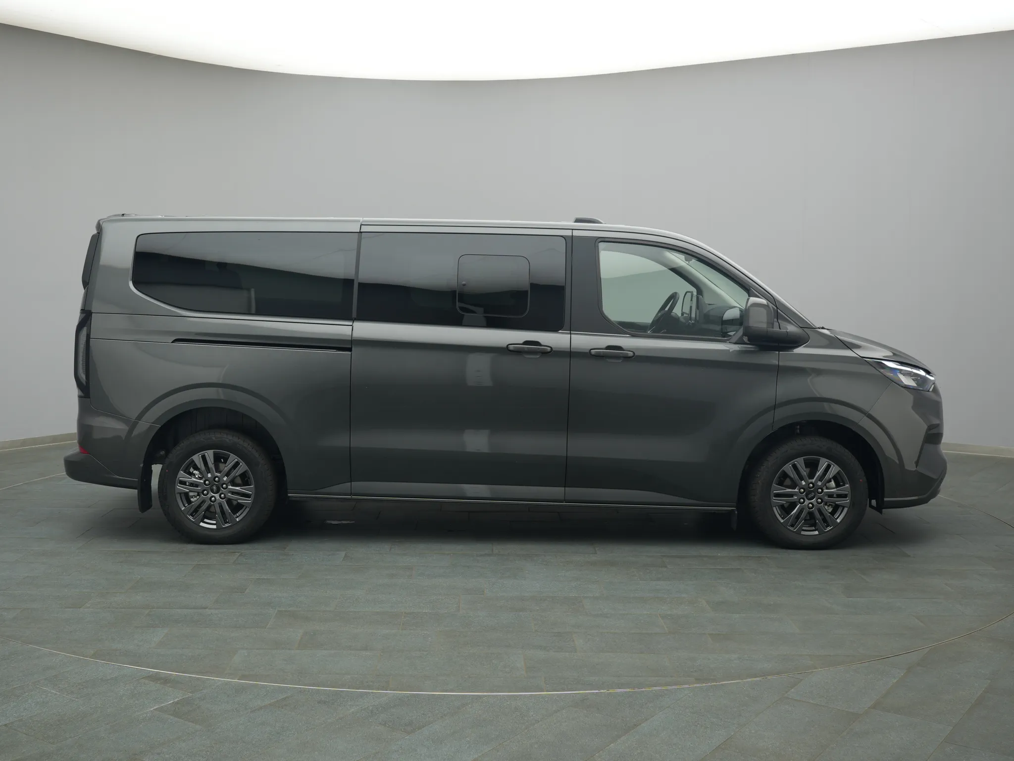 Ford Tourneo Custom – Bild 8