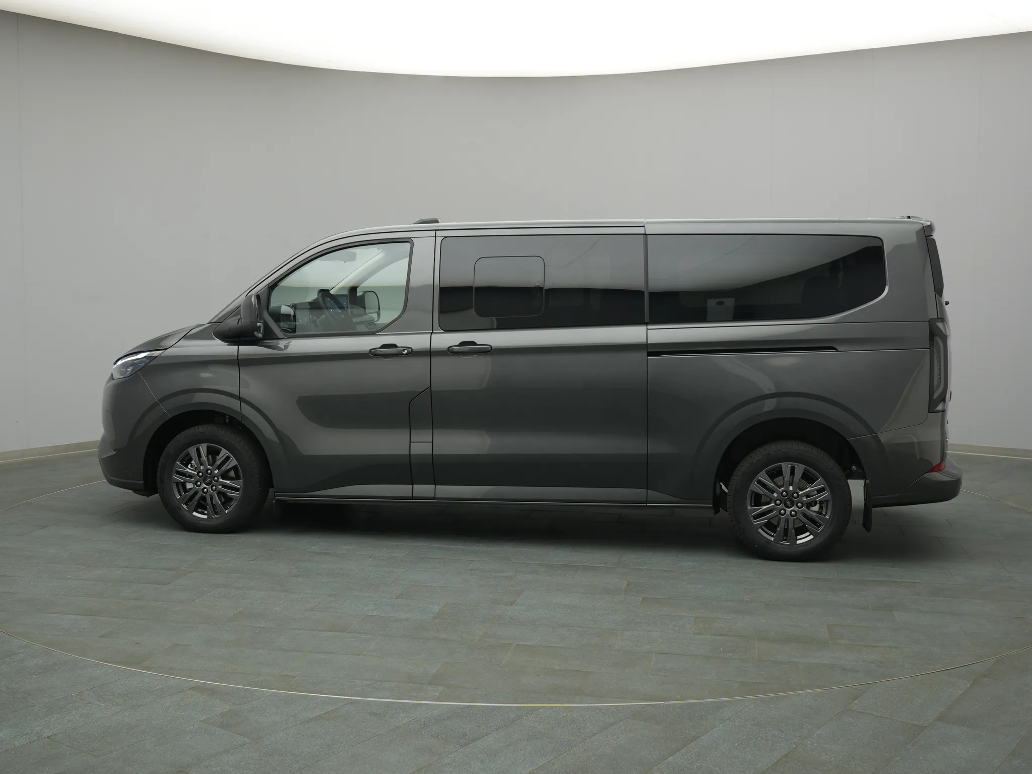 Ford Tourneo Custom – Bild 3
