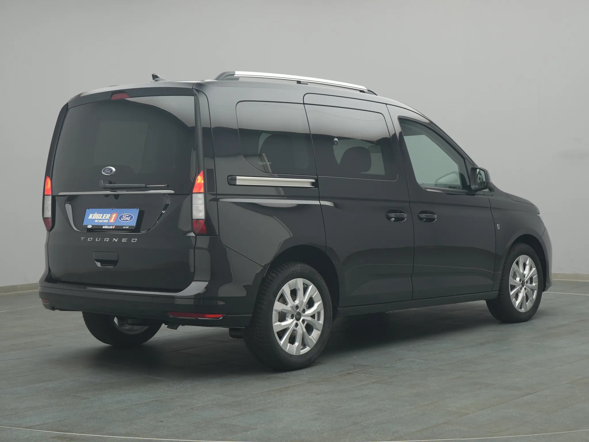 Ford Tourneo Connect Titanium – Bild 4