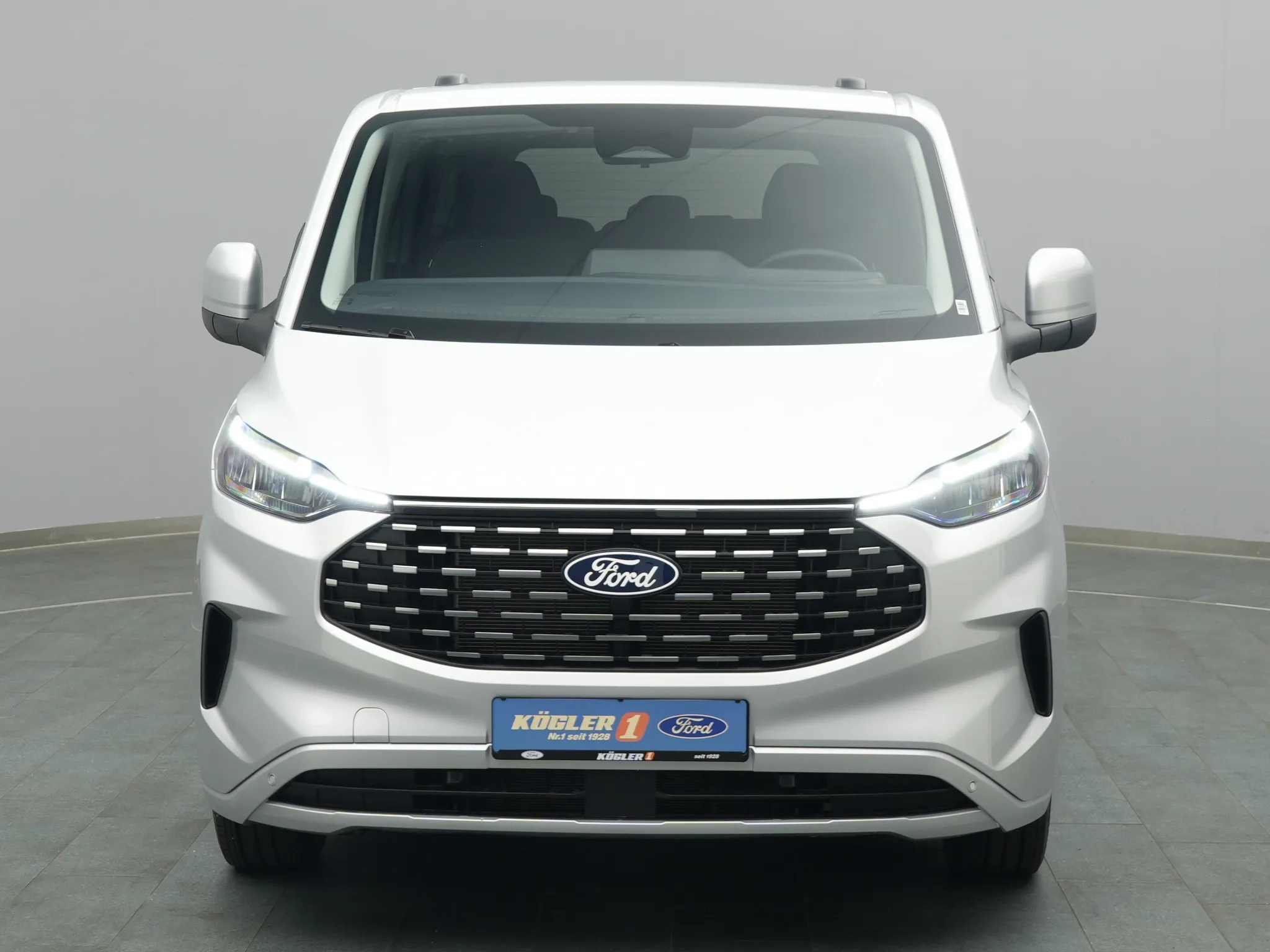 Ford Tourneo Custom – Bild 6