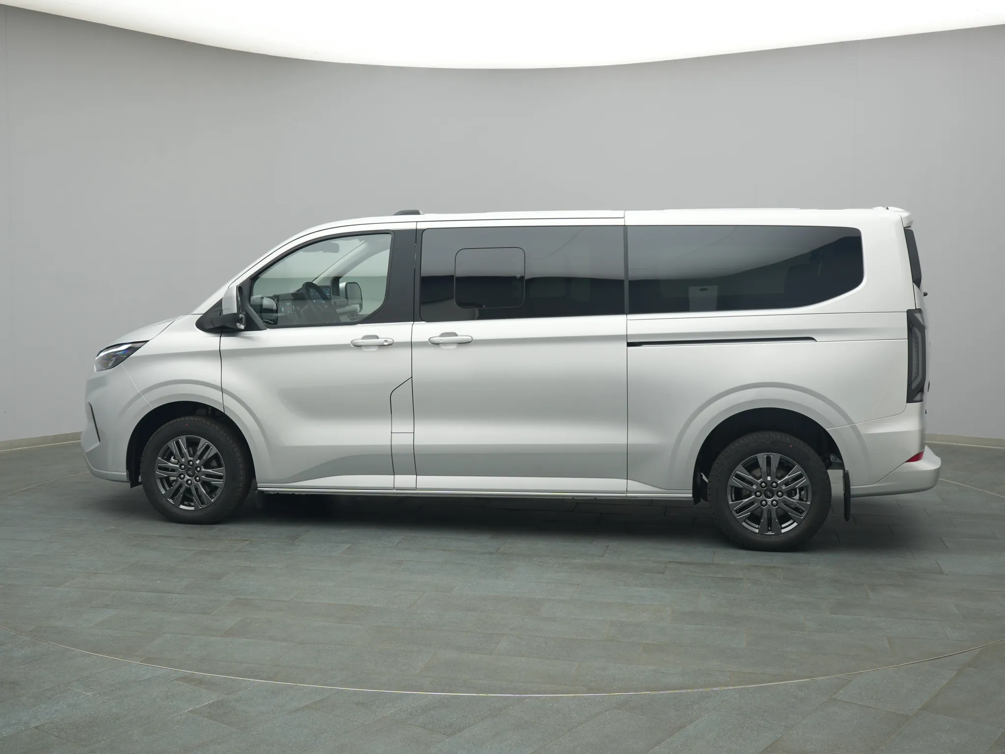 Ford Tourneo Custom – Bild 3