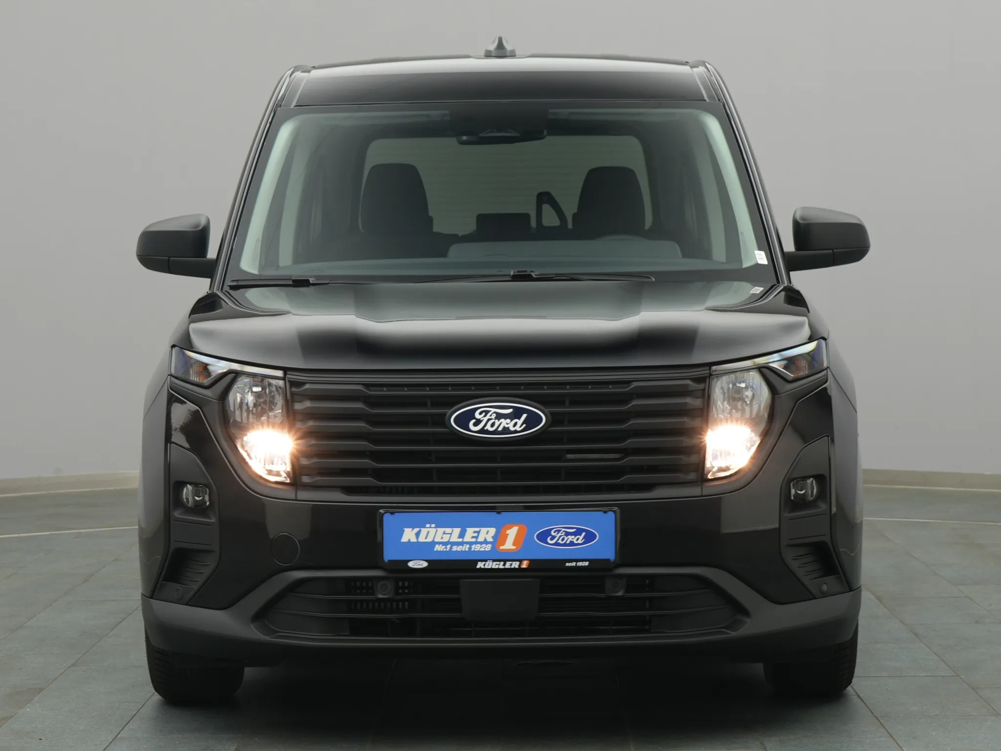 Ford Tourneo Courier Trend – Bild 6