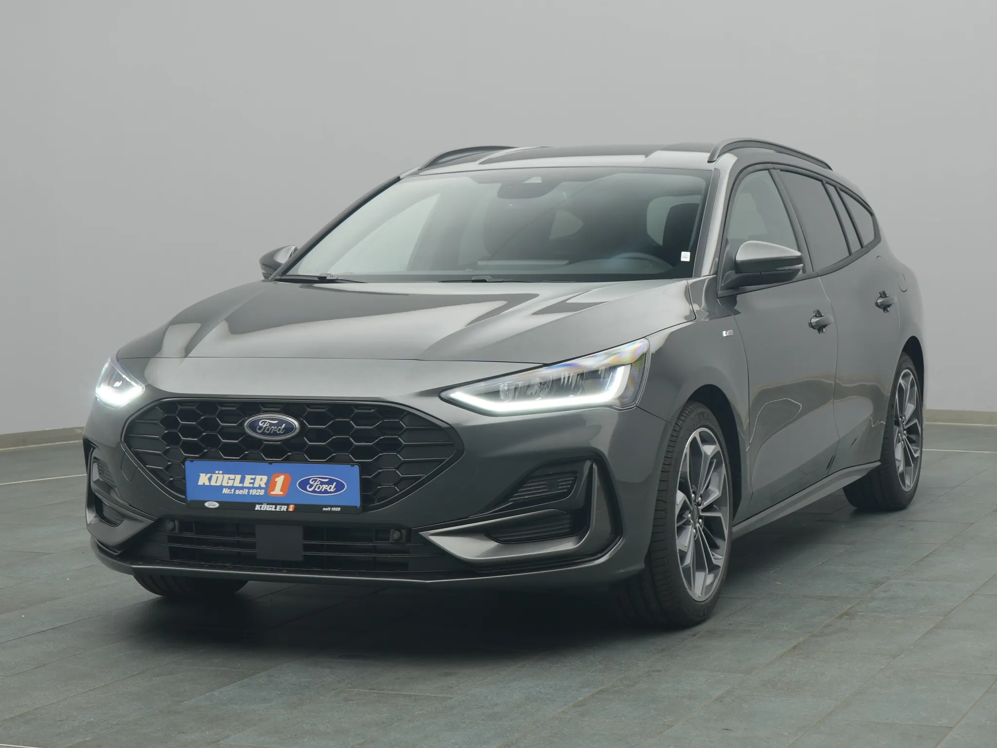 Ford Focus ST-Line X Turnier  155PS / Automatik / B&O Bild